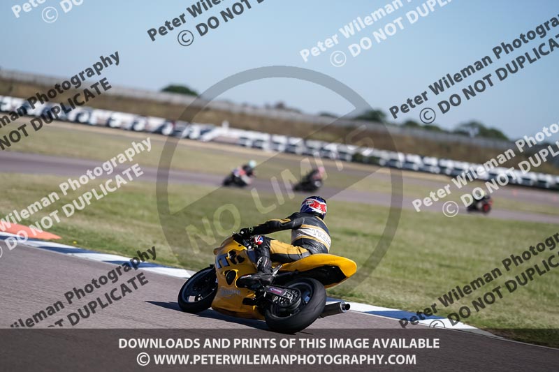 Rockingham no limits trackday;enduro digital images;event digital images;eventdigitalimages;no limits trackdays;peter wileman photography;racing digital images;rockingham raceway northamptonshire;rockingham trackday photographs;trackday digital images;trackday photos